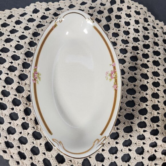 Johnson Brothers Gravy Boat with Underplate Pattern JB265 Circa 1913 - Picture 10 of 11